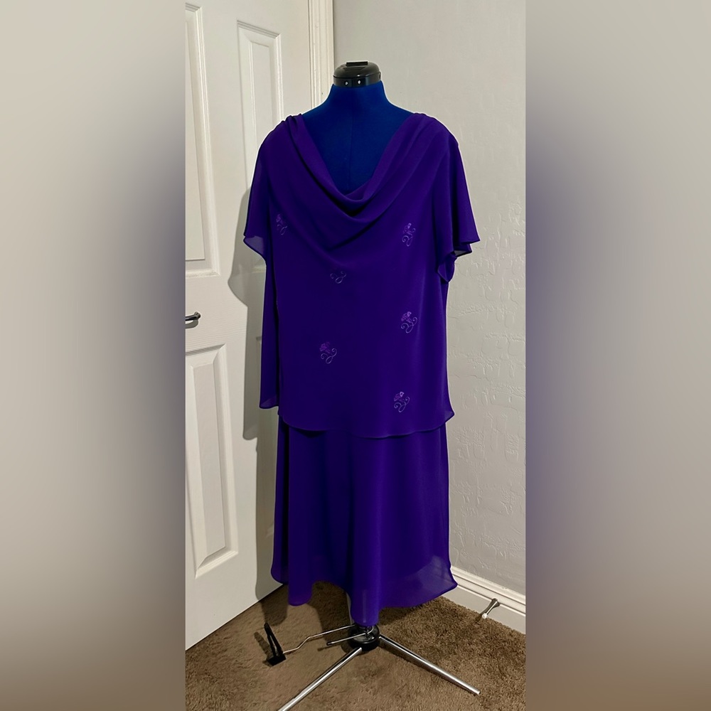 KSL Karin Stevens Two Tiered Dress with Embroidered Detail